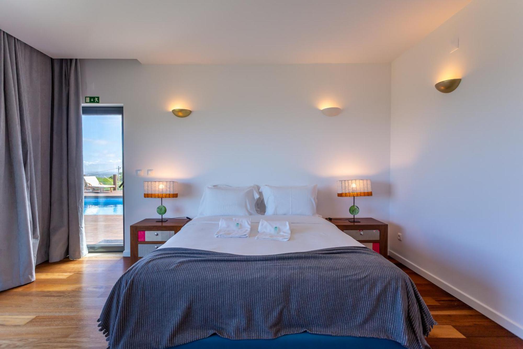 Penedo Escape Sea Suites Colares Exteriér fotografie