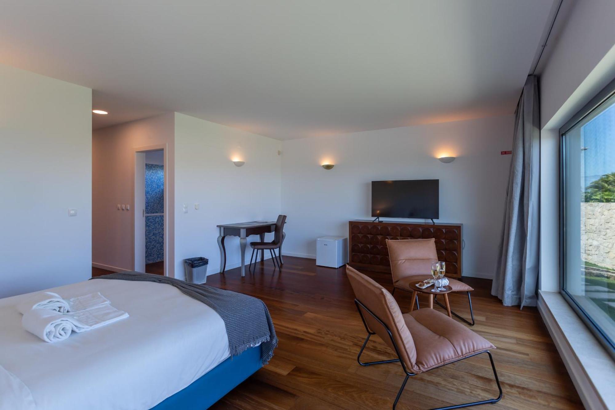 Penedo Escape Sea Suites Colares Exteriér fotografie